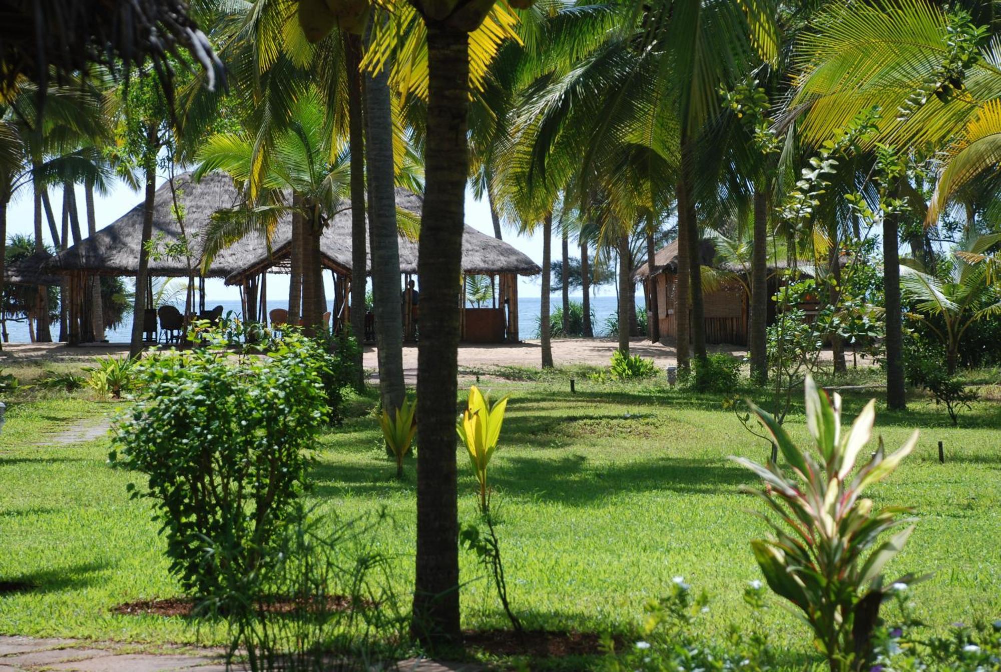 Neeleshwar Hermitage Nīleshwar Esterno foto